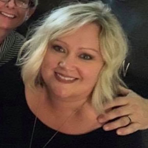 Meet your Posher, Amy - Picture 1 of 1